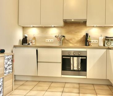 Appartement te huur in Eeklo voor € 785 met 2 slaapkamers - Photo 2