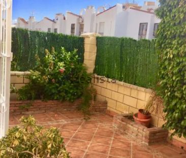 Alquiler de chalet adosado en Calle Cantarranas, 16 - Photo 4