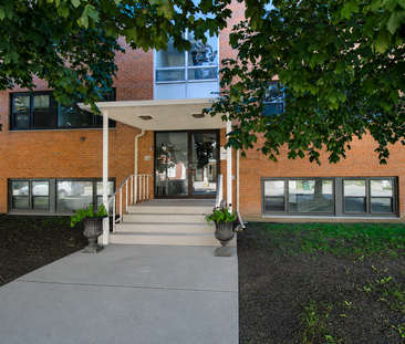 100 Waverley Street - 101 - Photo 5