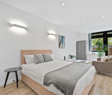 Studio to rent - Photo 1