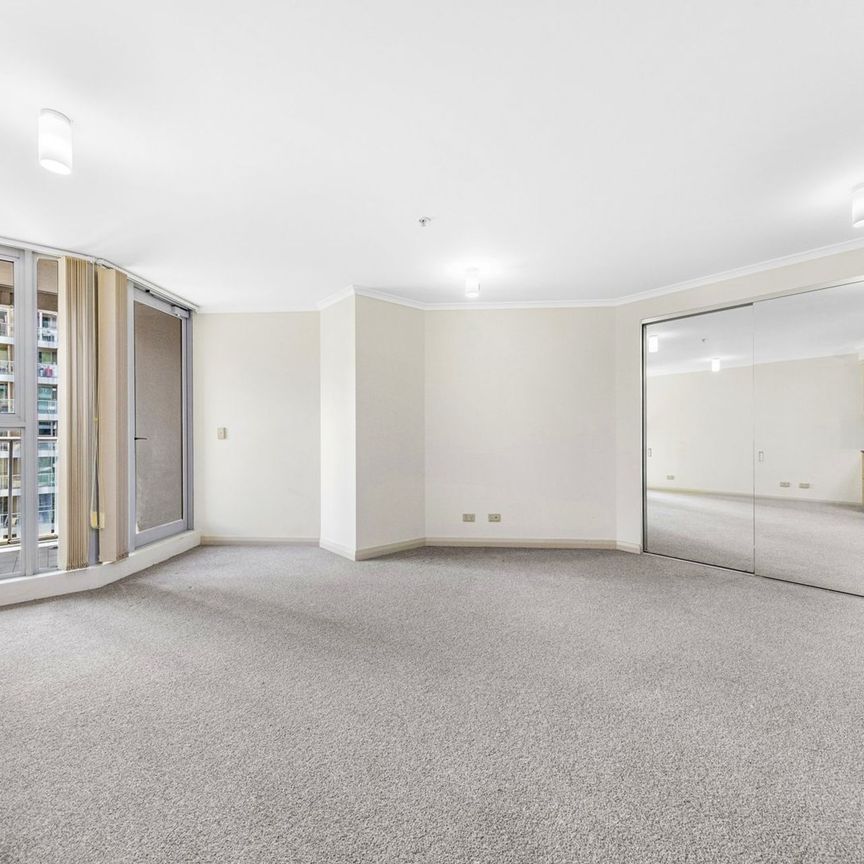 Superb Studio in the Heart of Chatswood &ast;&ast; Available 07&sol;12&sol;24 &ast;&ast; - Photo 1