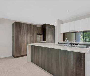 Coastal Sophistication in Marine Apartments! - Photo 4