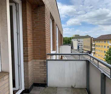 In idealer Lage zu Innenstadt & THM: Helle, freundliche 3 Zimmer-Wohnung mit Balkon, Marburger Str. 24, Gießen - Foto 2