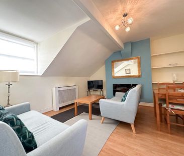 St. Lukes, Cheltenham GL53 7JJ - Photo 2