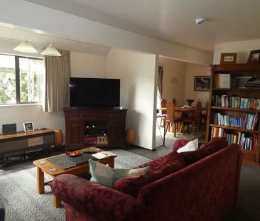 Tidy Townhouse in Hataitai - Photo 1