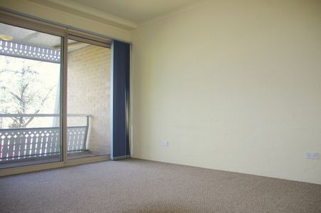 21/43 Giles Street, Kingston ACT 2604 - Apartment For Rent | Domain - Photo 4