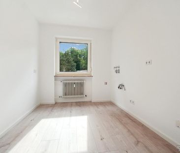 Besichtigung am Dienstag, den 09.07.2024 Tolle und moderne Wohnung mit großzügigem Balkon - Foto 4