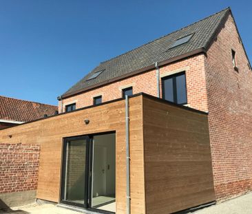Gerenoveerde half-open woning in Aalter - Photo 5