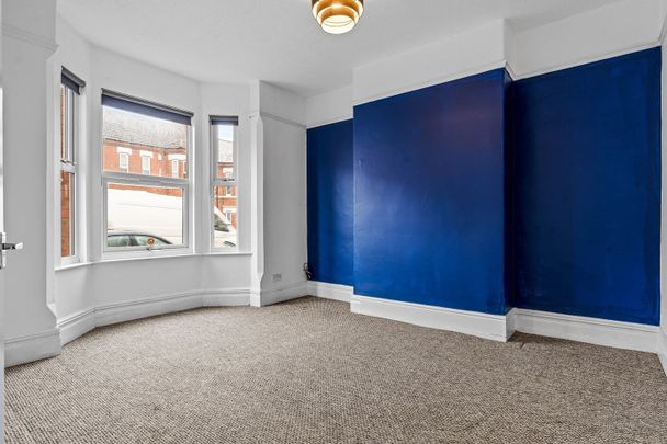 3 Bed Terraced House, Northumberland Road, CV1 - Photo 1