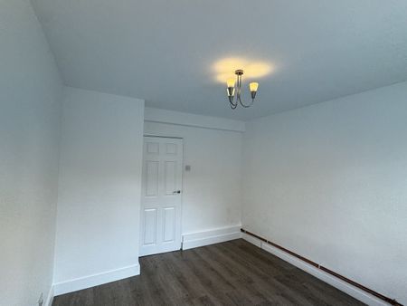 1 Bed Flat, Markham House, SE21 - Photo 5