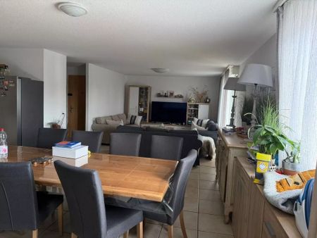 Grand appartement proche de toutes les commodités - Foto 2