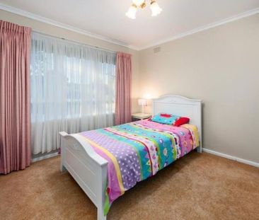 12 Glenice Street, Greensborough - Photo 4