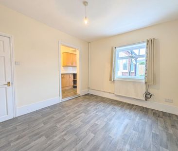 To Let – Stamford Road, Birkdale – Three Bedroom Semi - Photo 2