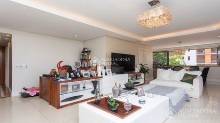 Apartamento com 3 quartos e 150m² para alugar em Petrópolis, Porto Alegre. - Foto 3