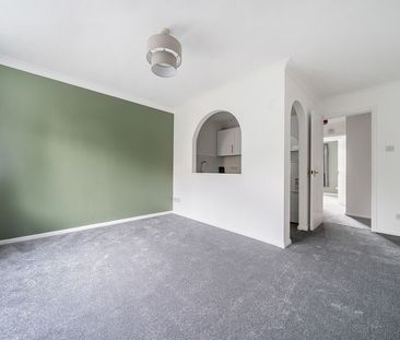 Abinger Way, Guildford, Surrey, GU4 - Photo 1