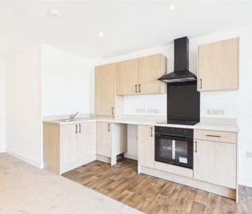 Evergreen, Albany House, Albany Street, Ilkeston, Derbyshire, DE7 - Photo 2