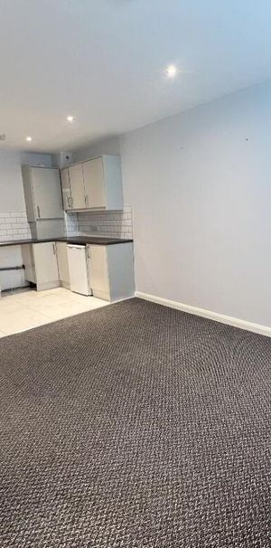 32 Bridge Street, Lisburn, BT28 1XY - Photo 1
