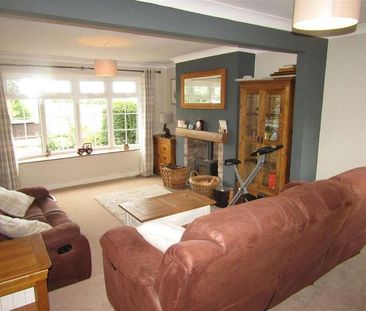The Terrace, Boroughbridge, YO51 - Photo 2