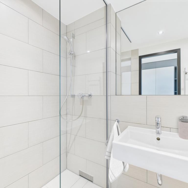 Bigger Bude 1.02.54 - Photo 1