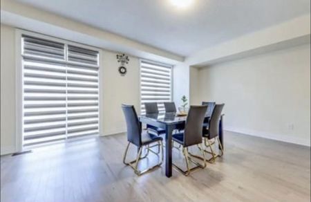 For Lease - 12 Thomas Hope Lane, Markham, Ontario - Photo 3