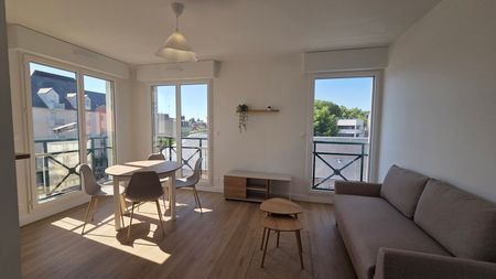 Location Appartement 2 pièces 39m² ORLEANS 45000 - Photo 2