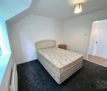 2 Bedroom Apartment To Let - Photo 2