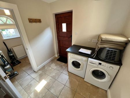 2 bedroom barn conversion to rent - Photo 2