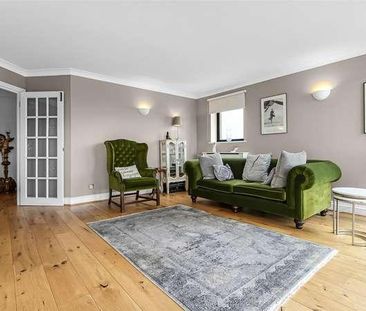 Burrells Wharf Square, London, E14 - Photo 3