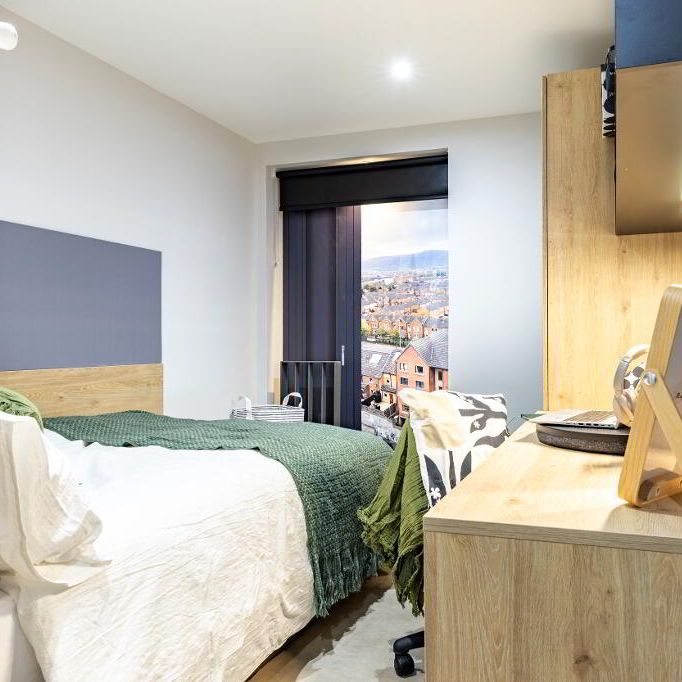 Premium En Suite, Biscuit Factory, 140 Little Donegall St, Belfast, BT1 2FL - Photo 1