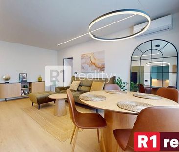 „Luxusne zrekonštruovaný 3-izbový byt s klimatizáciou, 2 balkónmi a... - Photo 1