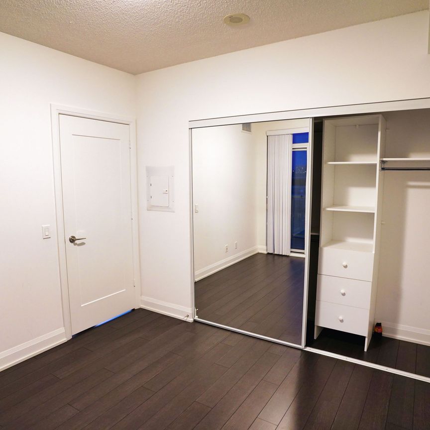 For Lease - 56 Annie Craig Drive Unit# 701, Toronto, Ontario - Photo 1