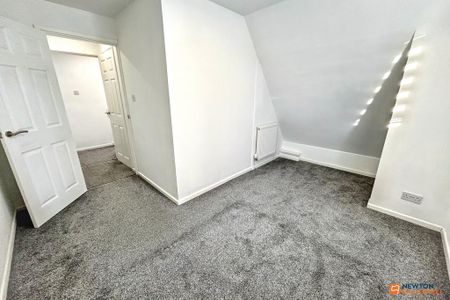 2 bedroom detached house to rent - Photo 4