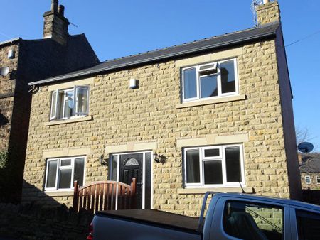 3 bedroom detached house to rent - Photo 4