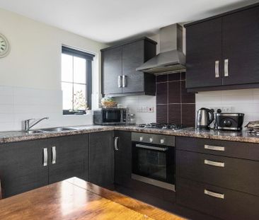 15 Lady Wallace Crescent, Lisburn, BT28 3GP - Photo 6