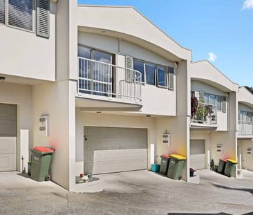 Central, Stylish Living. - Photo 4