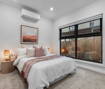 Stylish, Spacious & Architecturally Designed – Prime Doncaster East... - Photo 5