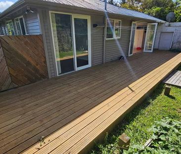 Sunny 4BR Tawa Gem next to Redwood station - Photo 3