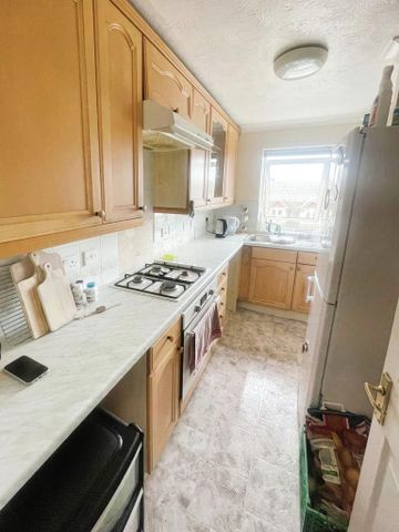 1 bedroom flat to rent - Photo 2