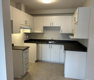 Superbe 3 1/2 à Louer - Photo 2