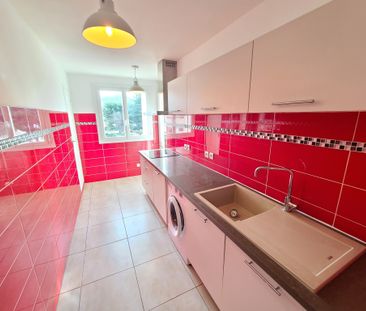 Location Appartement 3 pièces 70m² MARSEILLE 9ème - Photo 5