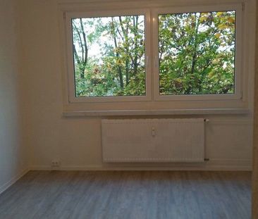 Jetzt zugreifen: familienfreundliche 4-Zimmer-Wohnung (WBS) mit Bal... - Foto 1