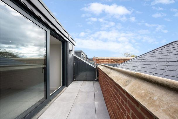 3 bedroom property to rent - Photo 1