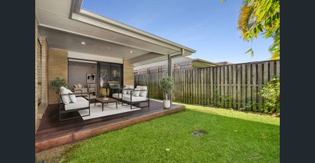 Beautifully Renovated 4-Bedroom Home in Central Maroochydore - Photo 5