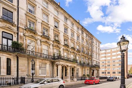 An exquisitely refurbished two bedroom lateral apartment finished to an exacting standard available for medium and long term let. - Photo 5