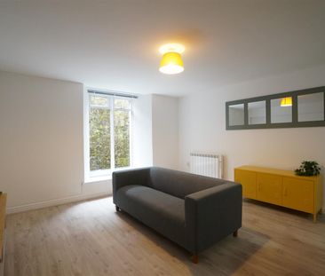 Flat 2, Ebenezer Chapel York Place - Photo 1