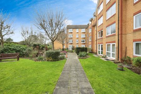 Cassio Road, Watford, Watford - Photo 2