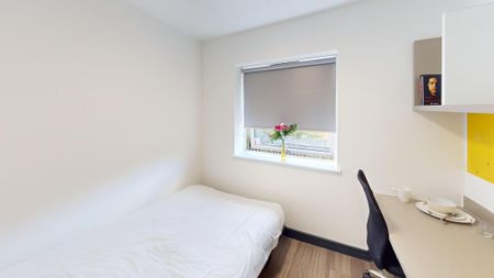 1 bedroom in a flat share to rent - Photo 4