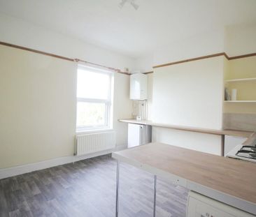 1 bedroom terraced house to rent - Photo 2