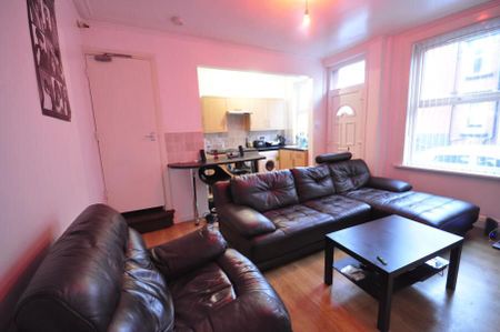 Harold Grove, Hyde Park - Photo 4