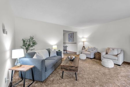 For Lease - 41 Hodges Lane, Huntsville, Ontario - Photo 2